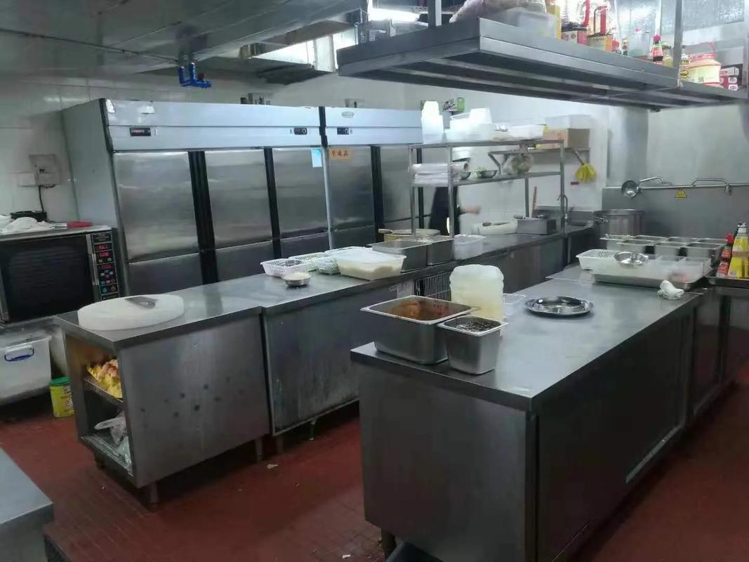 贵港二手厨具市场旧厨具设备空调旧货回收 收购旧厨具烘焙设备冷